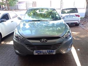 2014 Hyundai ix35 2.0 automatic  Grey color