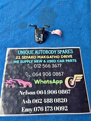 Ford Ranger Left Front Lower Door Hinge