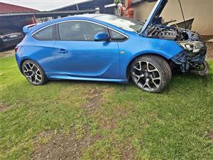 Opel Astra opc 2.0 turbo stripping for spares 