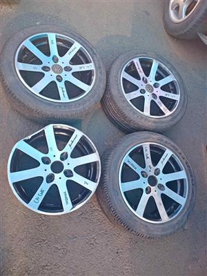 VW mk1 Citigolf megs n tyer 15inche 1 Meg is damage for sale WhatsApp or cell 