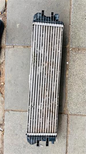 Mercedes Benz W447 intercooler