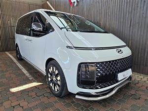 2022 Hyundai  Staria 2.2D Luxury Auto