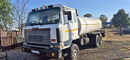 Nissan CW 46 Water Tanker