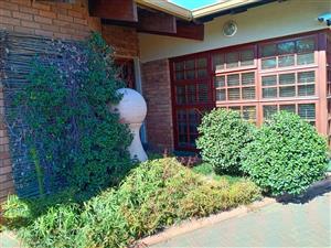 Elegant 4 Bedroom Home in The Heart of Secunda