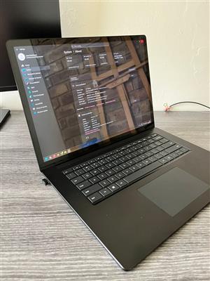 Microsoft surface 5 + bag