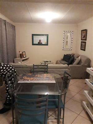 COTTAGE TO RENT IN JUKSKEI PARK
