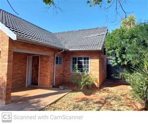 House For Sale in South Ridge
