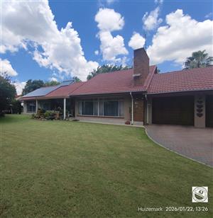 Off-the-Grid Family Home with Flatlets – Prime Area, Sasolburg