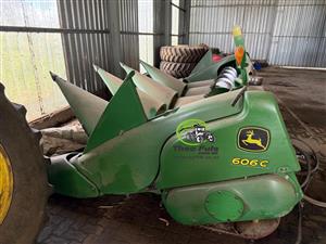 John Deere 606C