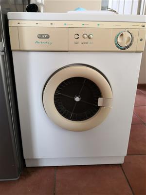 tumble dryer in working order