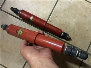 Shocks pair of 2 classic 