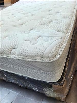 Used simmons king size bed