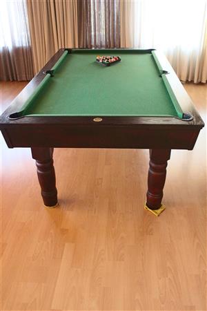 Elite Pool table in very good condition