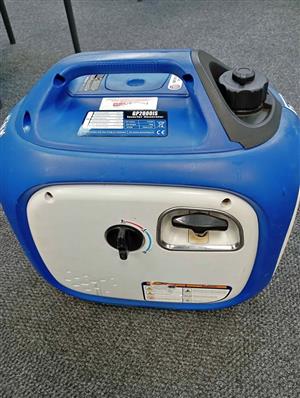 Gentech GP2000iS 2000W Digital Pure Sine Wave Petrol Inverter Generator, 3.5L