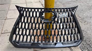 Lexus NX250, NX350, NX350h, NX450h grill