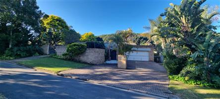 Beacon Bay - Large family home that offers space and convenience