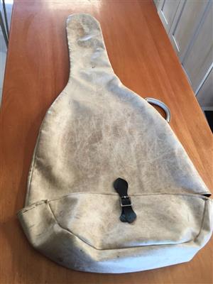 Funky vinyl guitar bag with carry handle