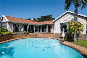 House For Sale in Athlone Park