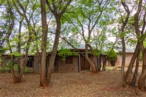 Farm in Heatherdale AH, Akasia - perfect for those seeking country living within reach of the city.