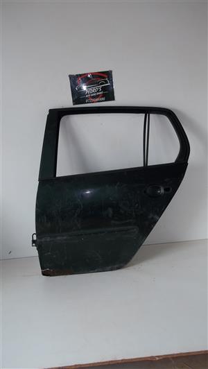 VW Golf 5 left rear door