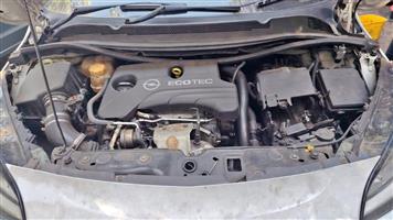 Opel Corsa EcoFlex 1.0 2015 White – Stripping For Spares 🔥