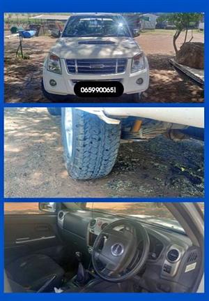 ISUZU KB 300  3LT DIESEL