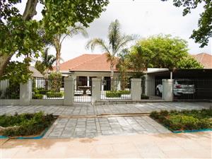5 BEDROOM HOUSE FOR SALE IN PAGLANDE WORCESTER