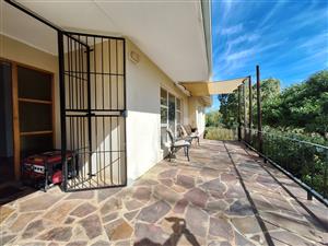 Tranquil Living in Barrydale’s Quiet Corner 🌿 Tucked away in one of Barrydale’s most peaceful pocke