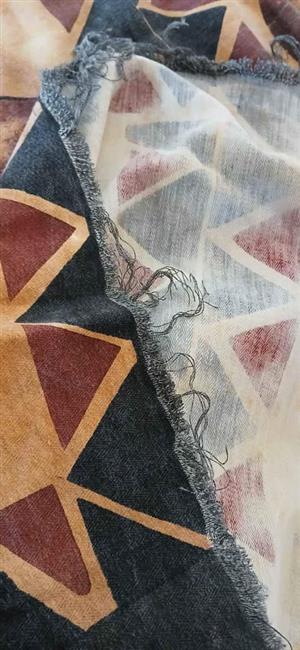 Strong decorative cloth 1.4 x 1.8m