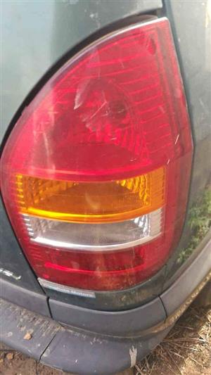 Opel Zafira rhs tail light
