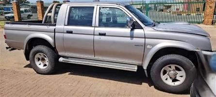 Mitsubishi Colt 2.8 Stripping For Spares 