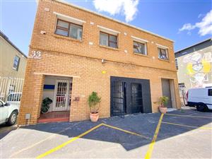 1st floor unit with hugh potential to rent in Salt River