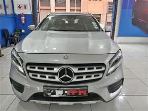 2017 MERCEDES BENZ 220D GLA 4MATIC AUTOMATIC