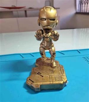 Marvel Iron man gold cellphone holder