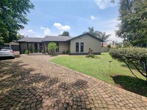 Stunning 3 bedroom,2 bathroom in Freeway Park, Boksburg