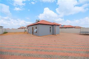 Modern starter home on a BIG stand - space, savings and serious potential