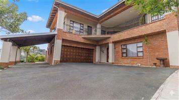 Townhouse For Sale in Hilldene