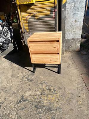 Oregon Bedside Tables