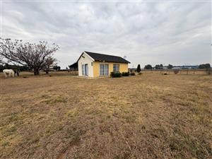 Small Holding For Sale in Valley Settlements A H