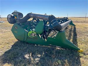 2005 John Deere 630F