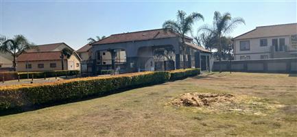 Apartment For Sale in Parkrand & Ext