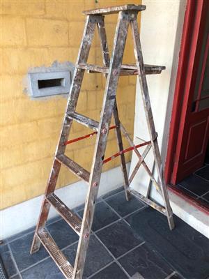 Vintage 6-Step Wooden Ladder for general use or as a deco item - with red detail