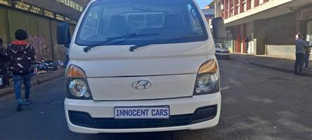 USED 2012 HYUNDAI H100 2.6 DIESEL, MANUAL, WHITE COLOUR, 91000KM
