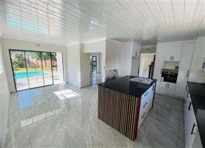 House For Sale in Meredale