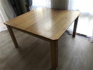 8 Seater Rochester Dining Table