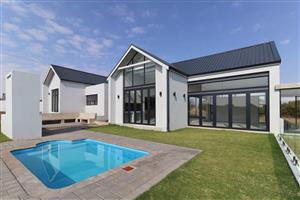 House For Sale in Tredenham Hill