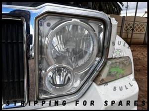 Jeep Cherokee KK 2010: Headlight (Right)- Jeep Bully's