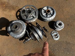 Suzuki Front & rear hubs for spokes 