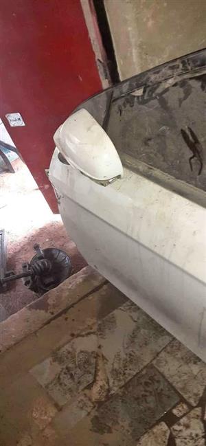 Geely Emgrand EC7 Complete Left Door With Mirror