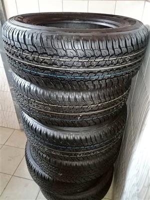 265/65/17 Dunlop Grandtrek A/T brand new set 
